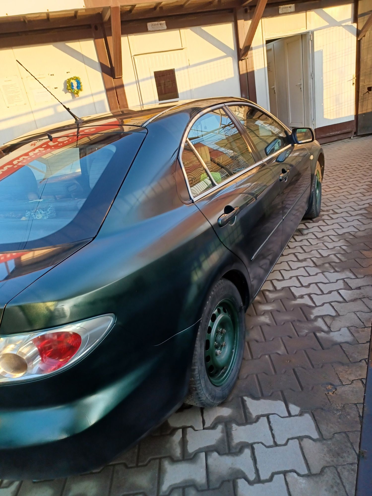 Vând Mazda 6 2004