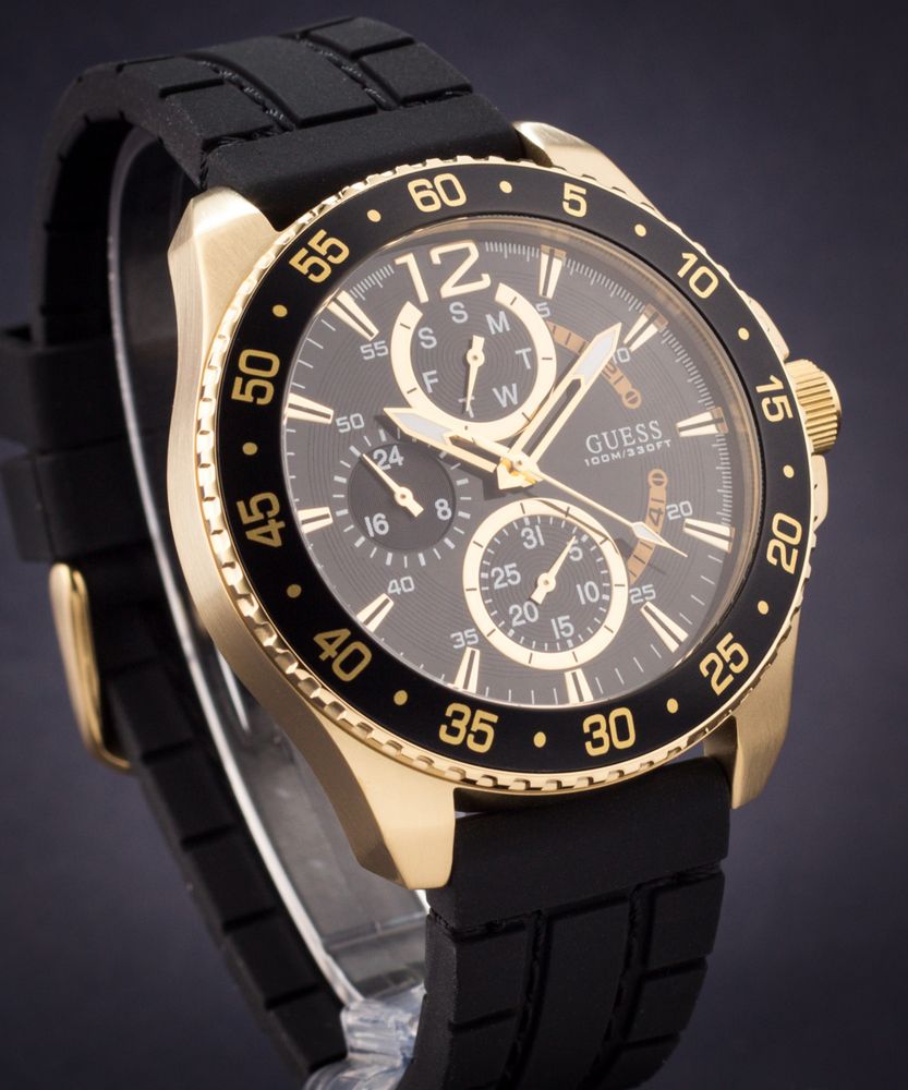 Мъжки часовник Guess W0798G3