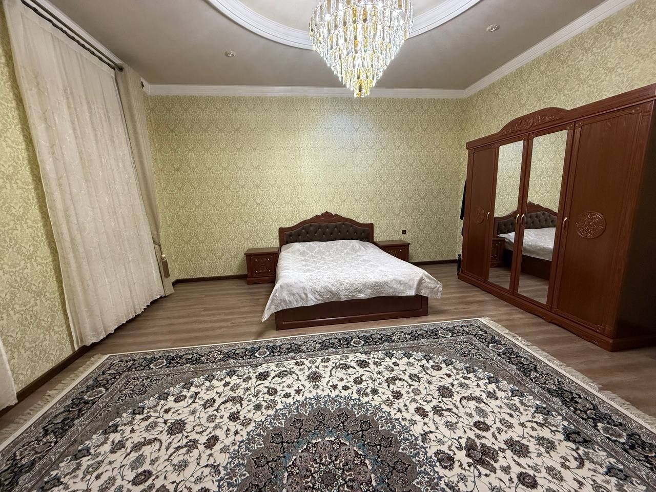 Парвоз махалля, Кибрайский район,  Продаётся  дом ,  8-соток