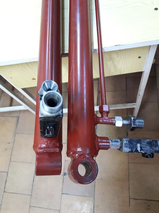 Reparatii cilindri hidraulici & pneumatici si pompe hidraulice.