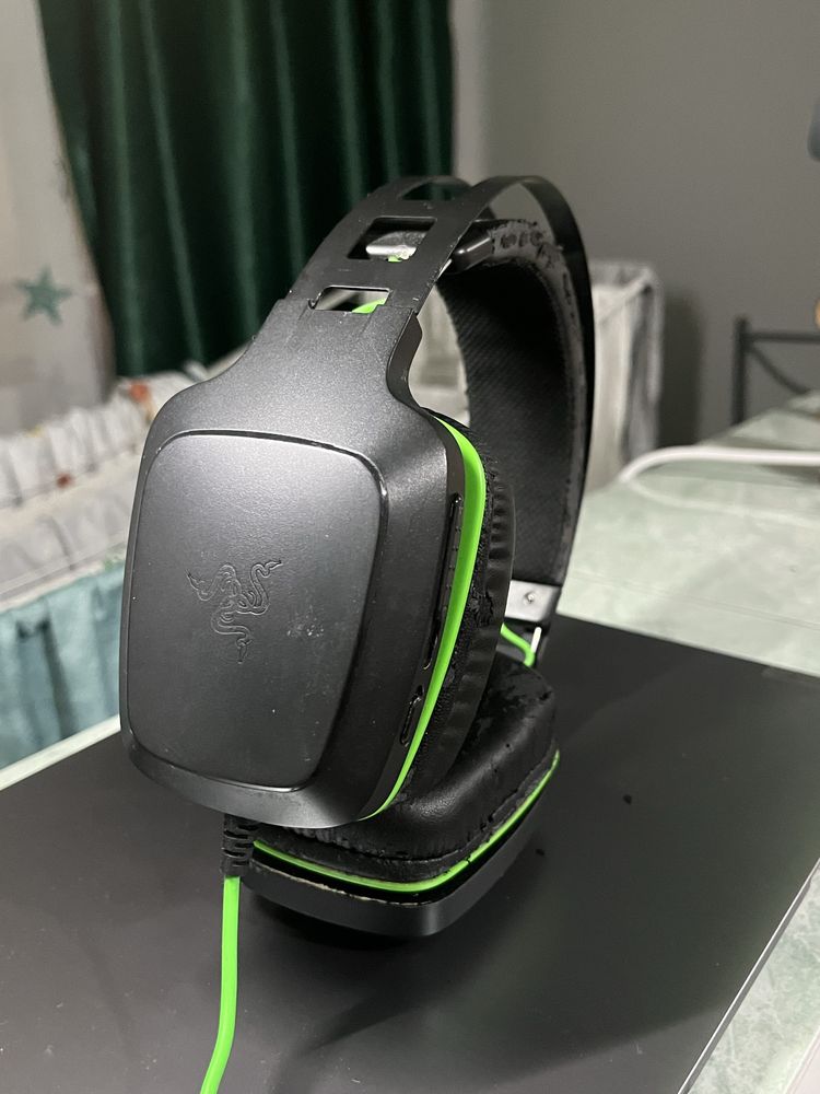 Casti gaming Razer electra V2