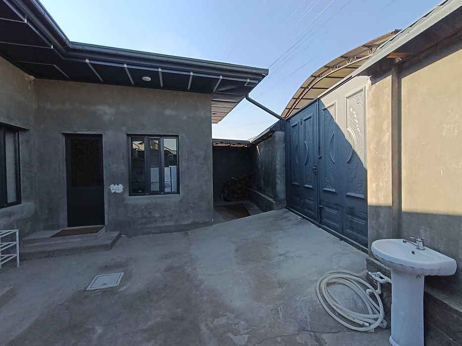 Ижарага Уй. (Квартирага берилади. Зангиота Солнечний