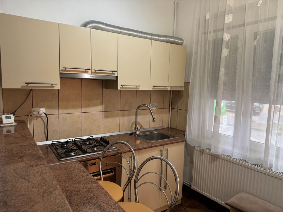 Casa de închiriat 2 camere