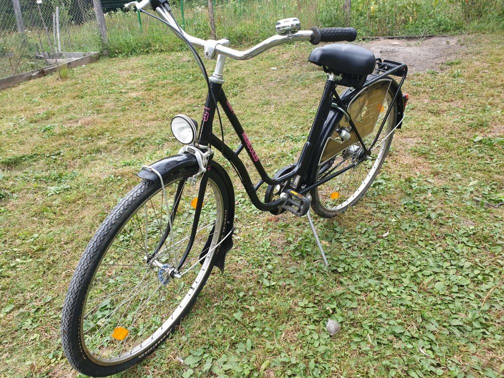 Bicicleta de dama un model deosebit marca Hercules de  28