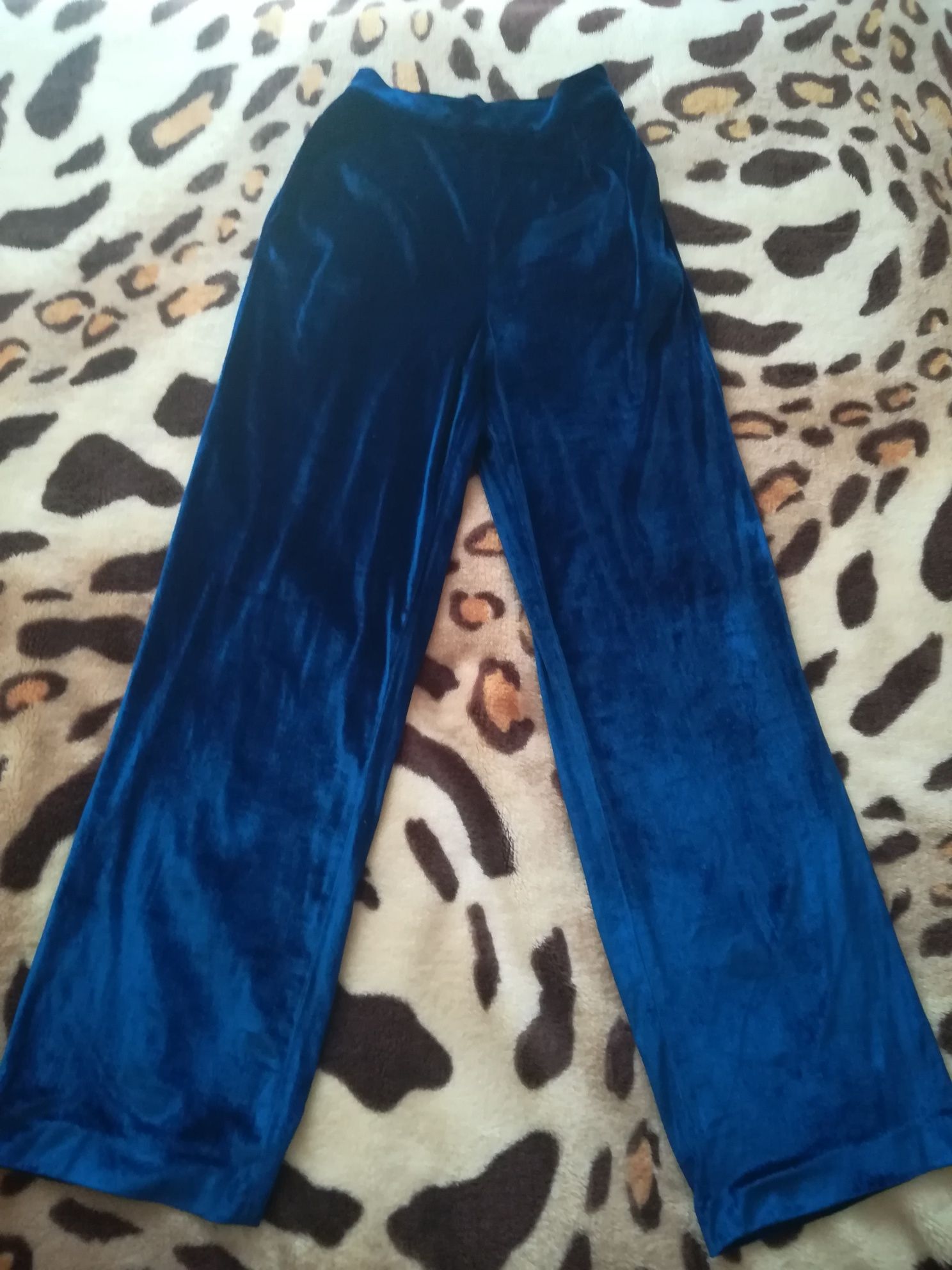 Pantaloni albastri din catifea mărimea XS, Diva Charms, noi