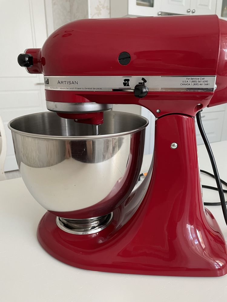 Планетарный миксер  Kitchen Aid из Америки с насадками вместе