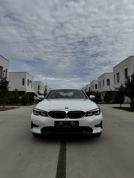 2021 BMW 330E Impecabil