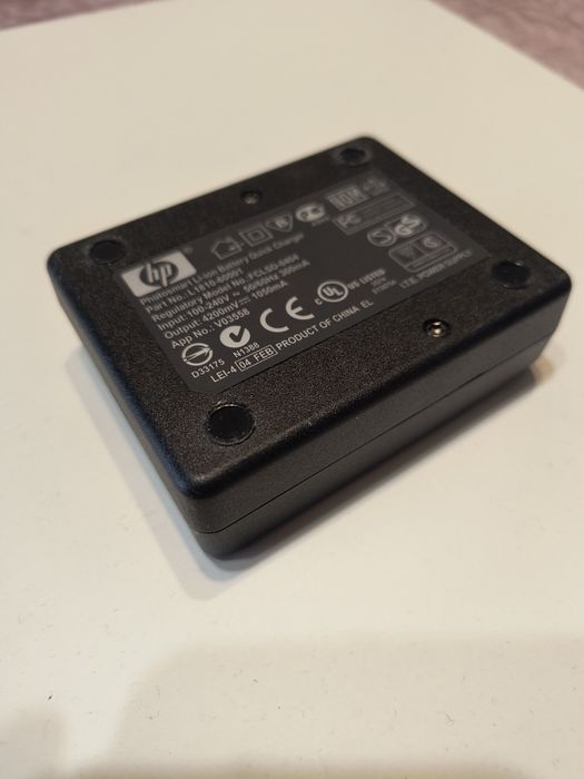 Incarcator pentru acumulatori foto HP FCLSD-0404
