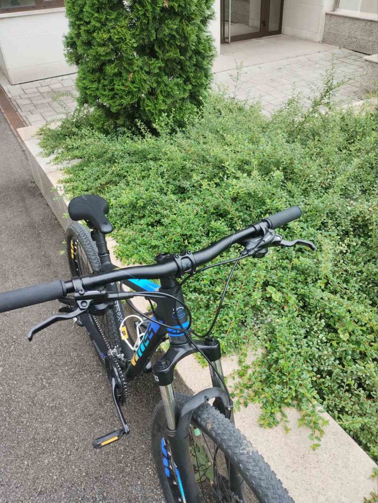 Cross GRX 8 2022