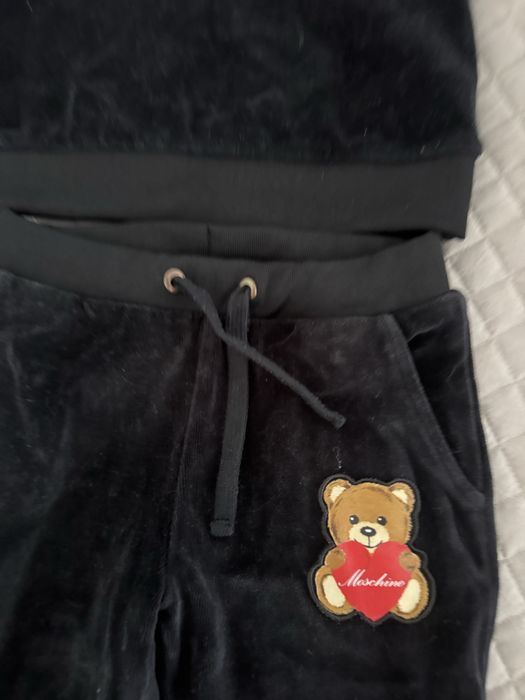 Оригинален анцук moschino