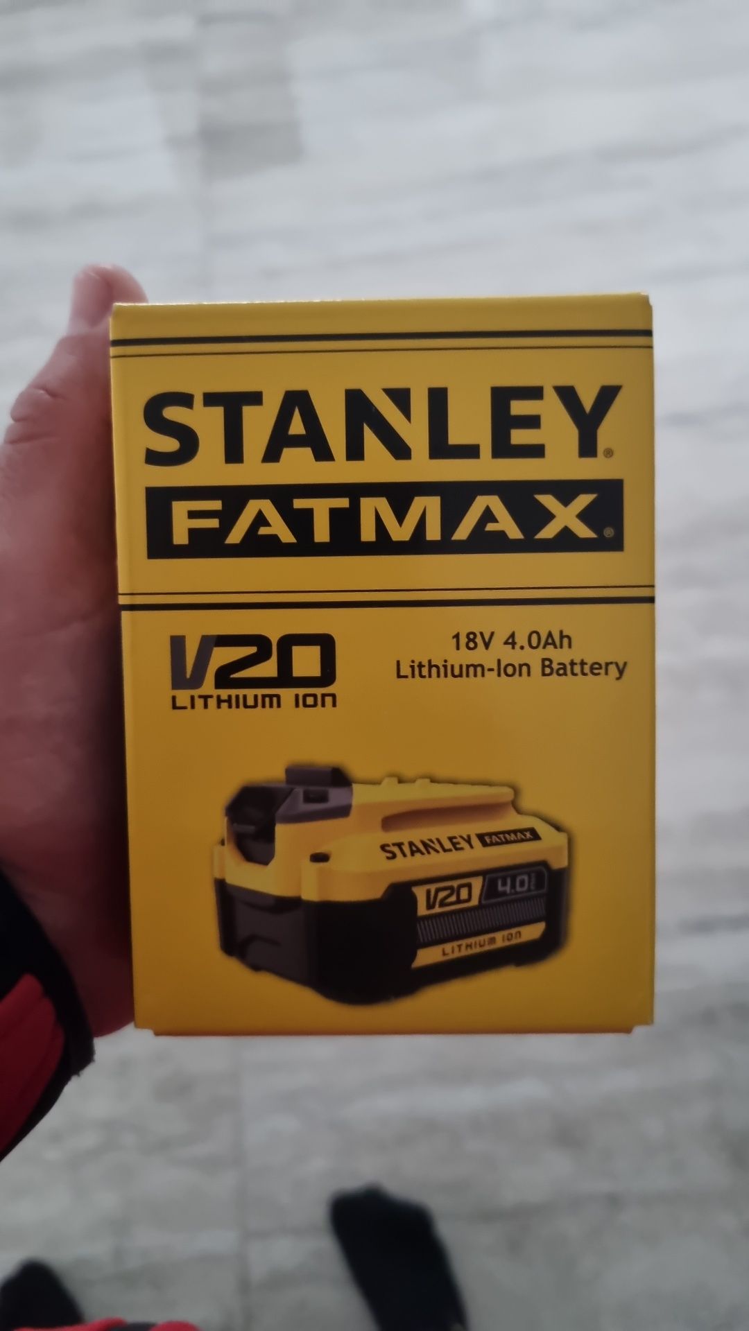 Baterii Stanley Fatmax 4ah