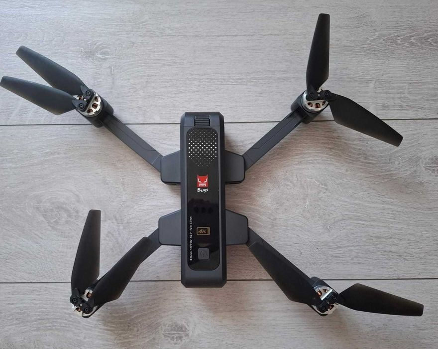 Drona Bugs 4W + geanta