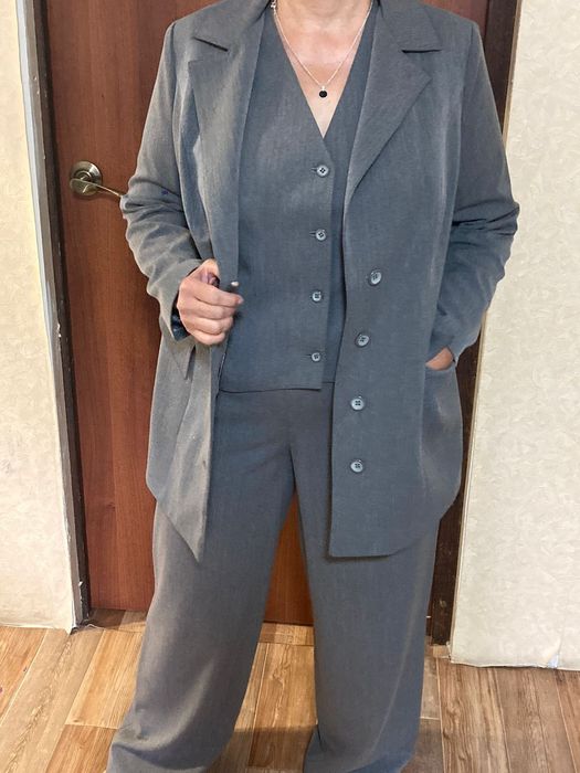 Продаю женские вещи