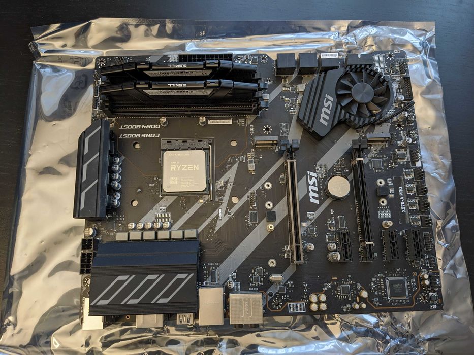 Placa de baza MSI X570-A PRO, cpu AMD Ryzen 3600, 16GB Ram