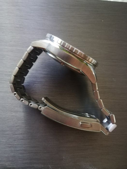 Zelos spearfish automatic