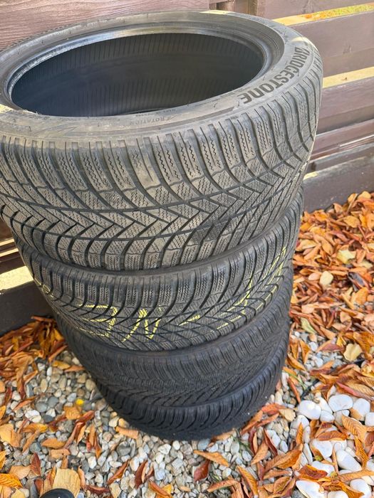 Anvelope iarna 245/45/18 Dot 2023. In stare foarte buna