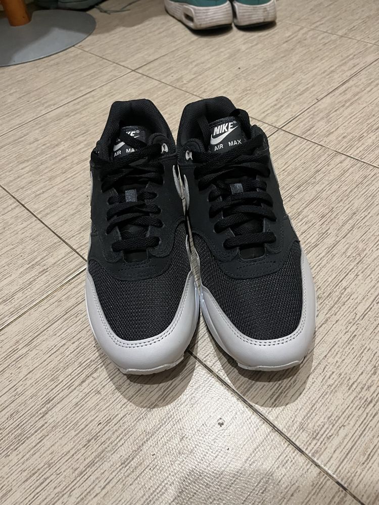 Nike Air Max 1 Ess Noir