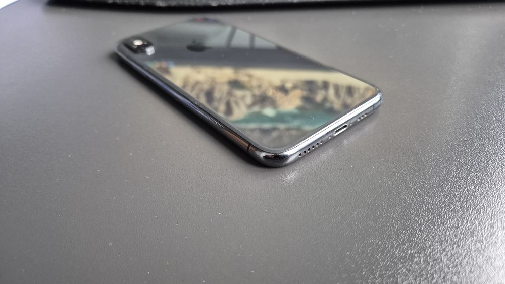 iPhone XS defect