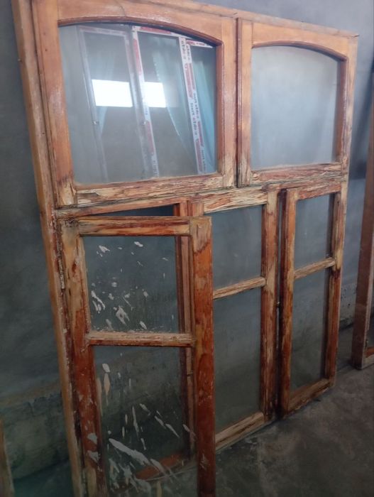 Рамы из дерева, б/у