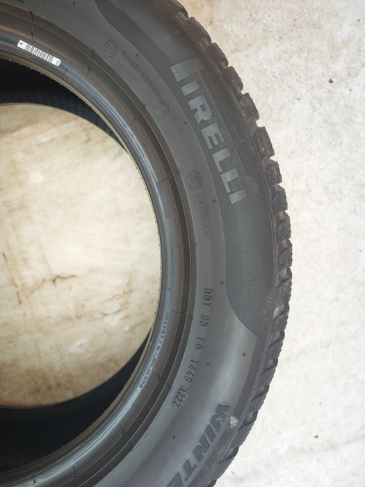 Anvelope 205/60/16 an 2022 iarna M+S PIRELLI SOTTOZERO 3 Seal