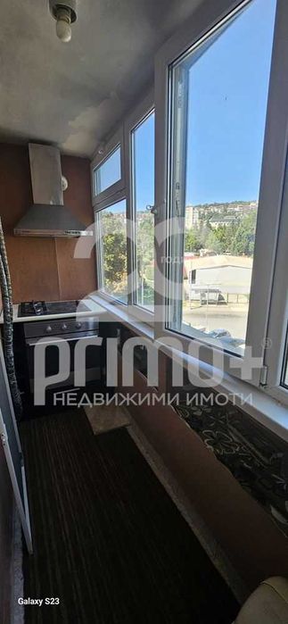 Апартамент с четири стаи в центъра