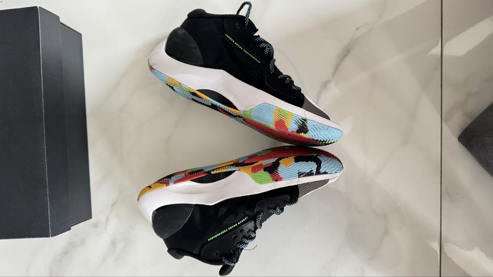 маратонки NIKE Air Jordan