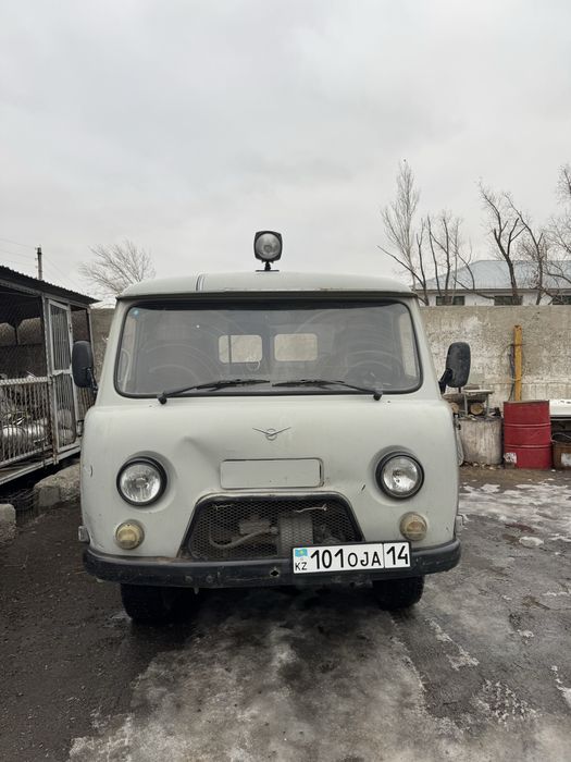 Уаз Буханка на ходу