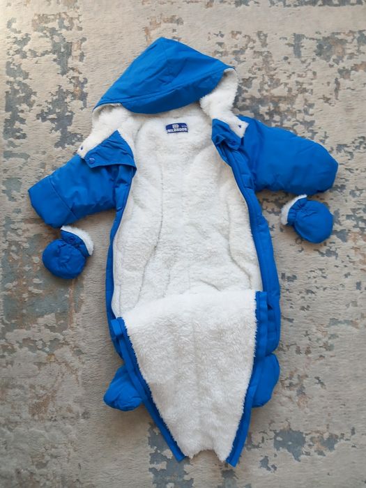 Combinezon iarna marimea 68 băiat