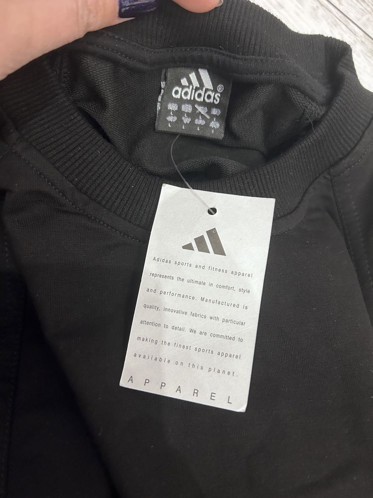 Спортна блуза Adidas