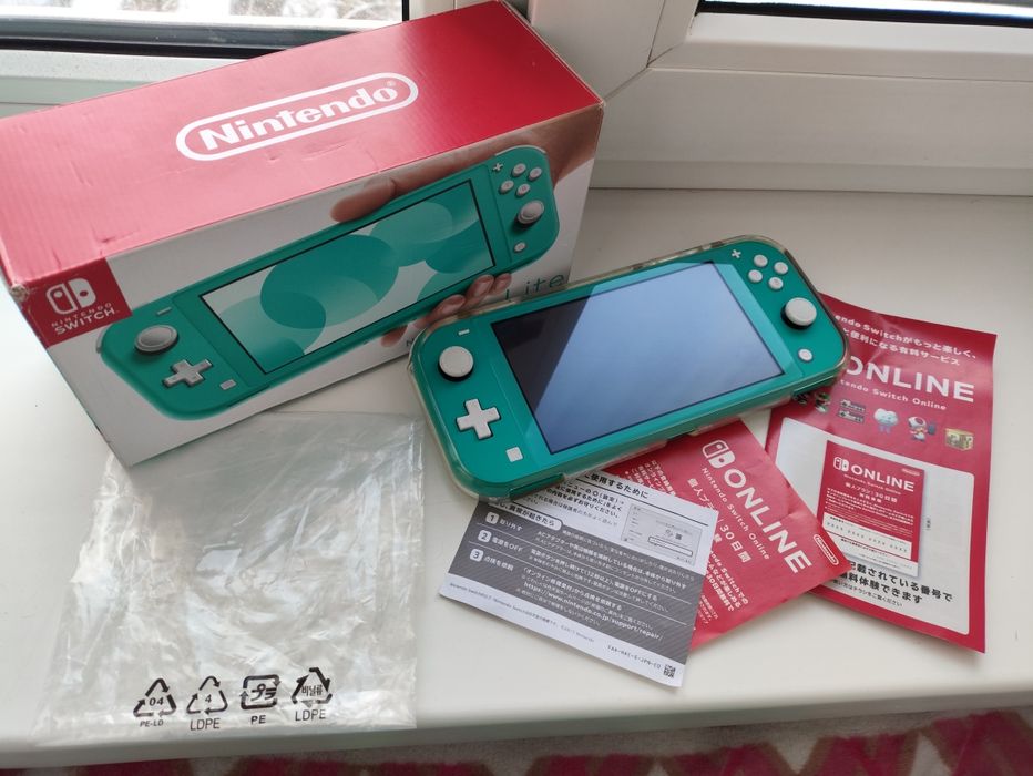 Nintendo switch lite/Прошитая/SD256gb/44 игры.