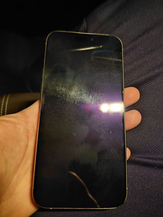 Vand iphone 15 pro max 100% baterie