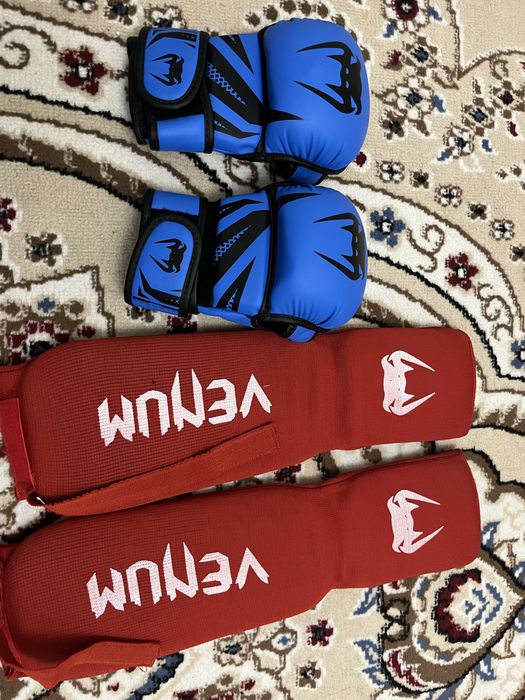 Перчатки и футы веном MMA