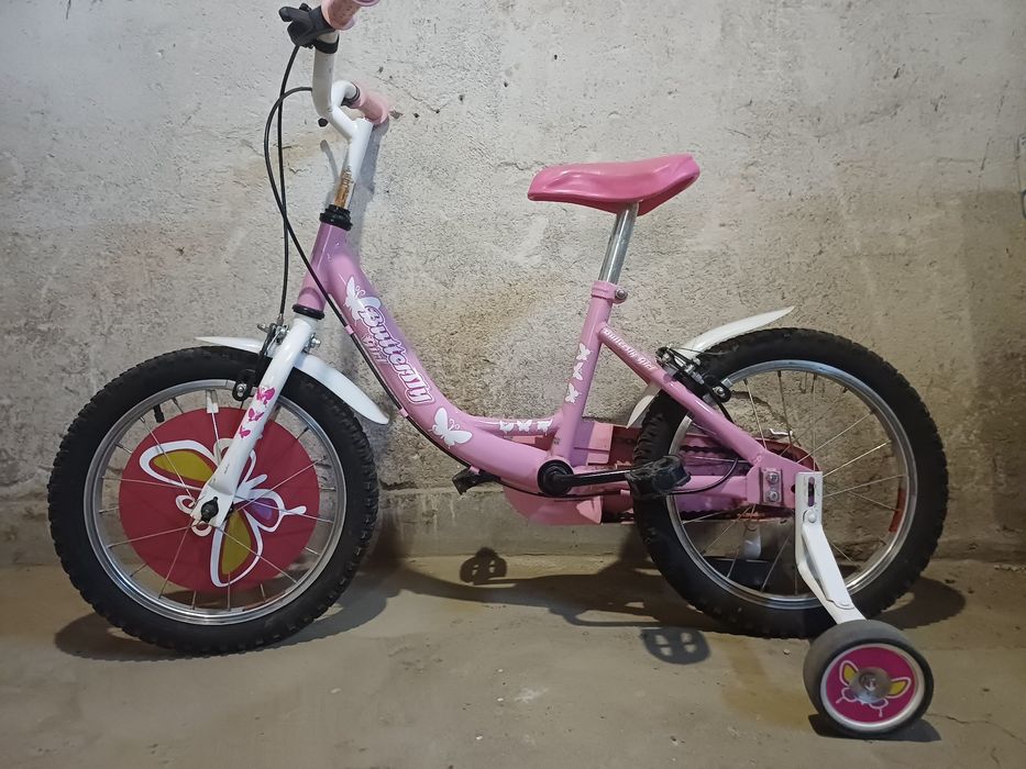 Детско колело с помощни колела