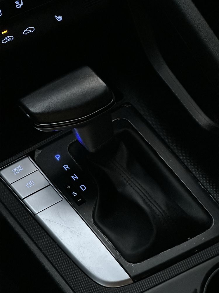 Продается  ELANTRA  2023 года