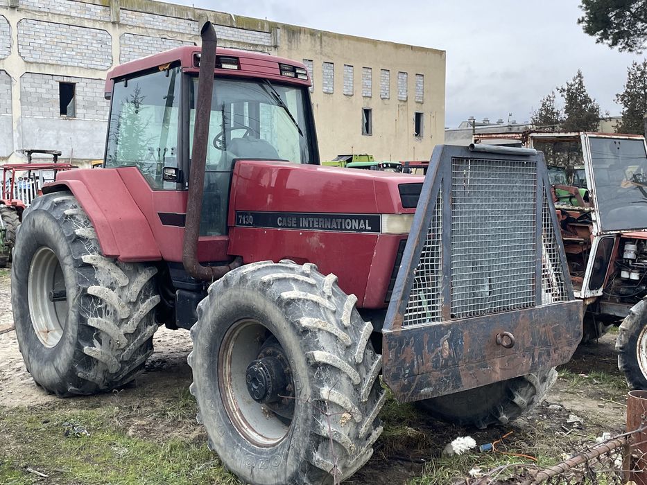 Dezmembrez Case 7130