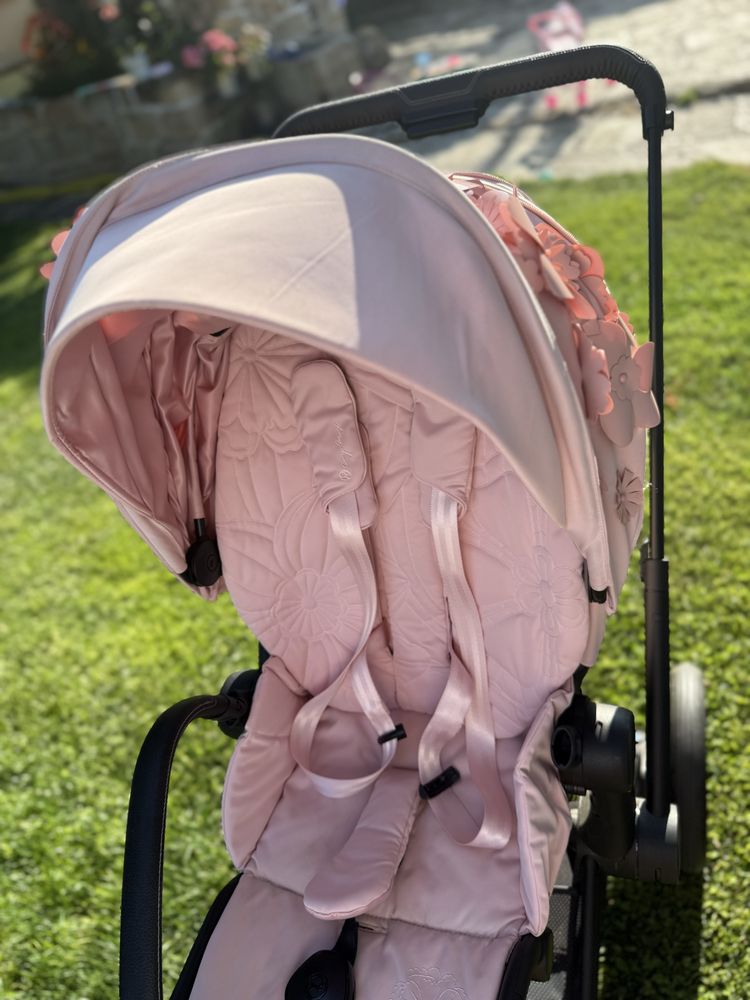 Cybex Epriam simply flowers бебешка количка електрическа