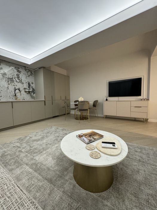 Apartament de inchiriat Cortina North + loc de parcare