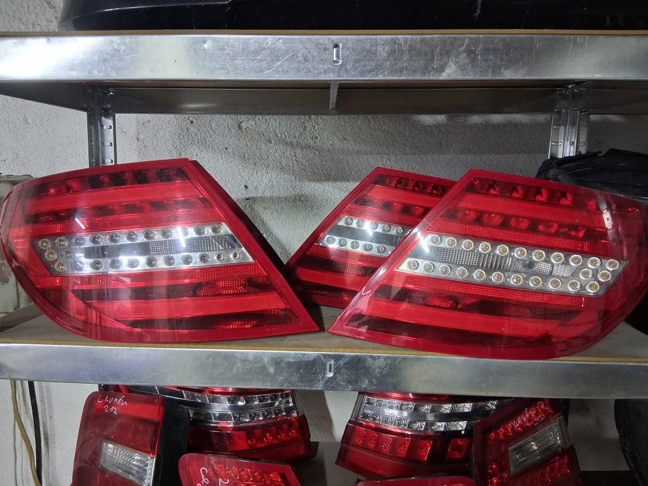 Стоп,стопове мерцедес Ц класа w204 седан