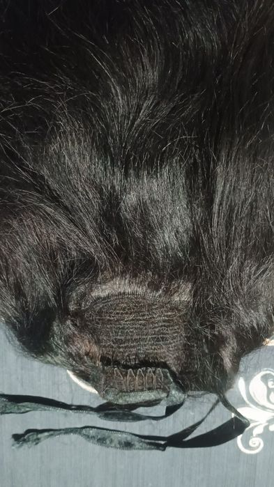 Продава се естествена коса