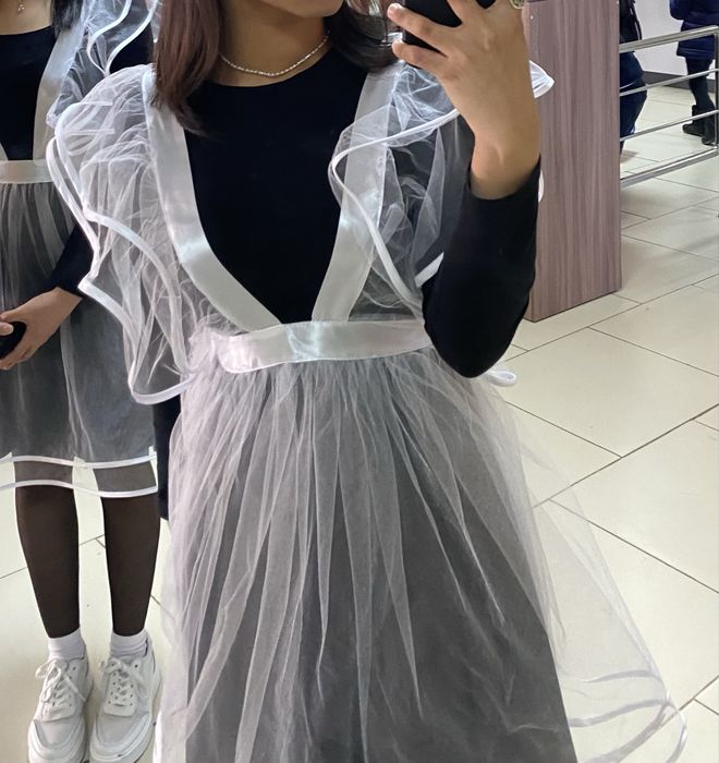 Школьный фартук из фатина