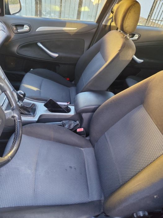 Vând Ford Mondeo 2008