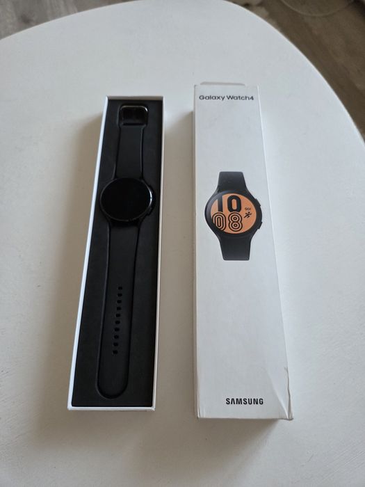 Vând samsung watch 4 lte