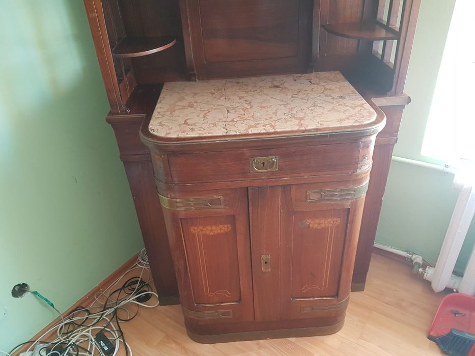 Scrin din lemn de trandafir cu oglinda de cristal