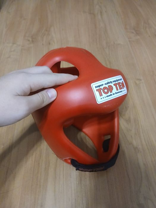 Новый шлем для кикбокса