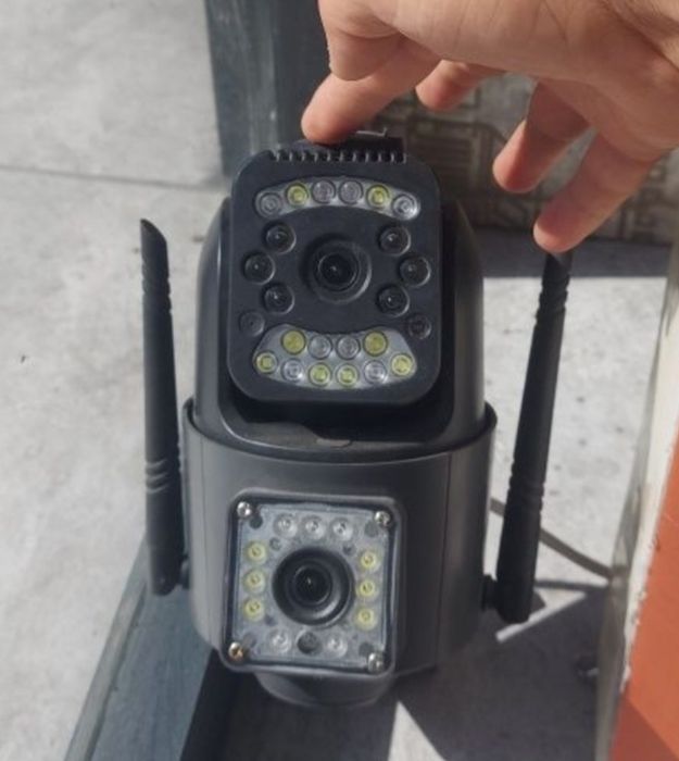 Kamera V380 Pro.