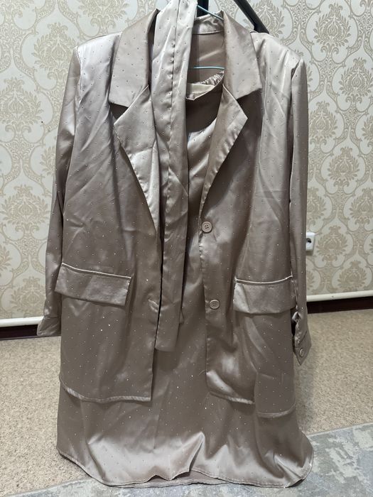 Продаю женский комплект