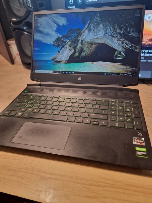 Laptop HP Pavilion 15-EC1037NQ