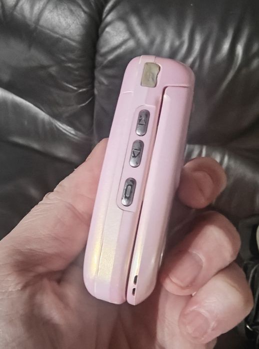 Motorola v220+accesorii originale Motorola ( decodat, frumos)