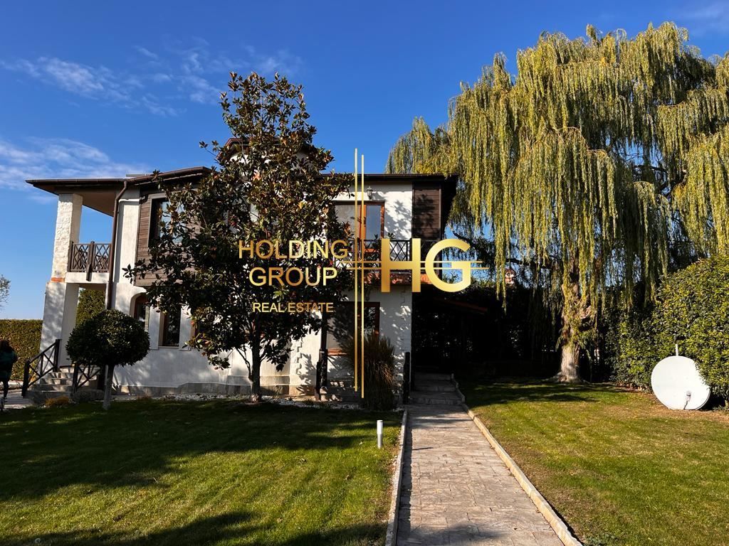 Продава се Къща в с. Аврен, Област Варна - 196 кв.м за 1786 €/кв.м - Снимка #1