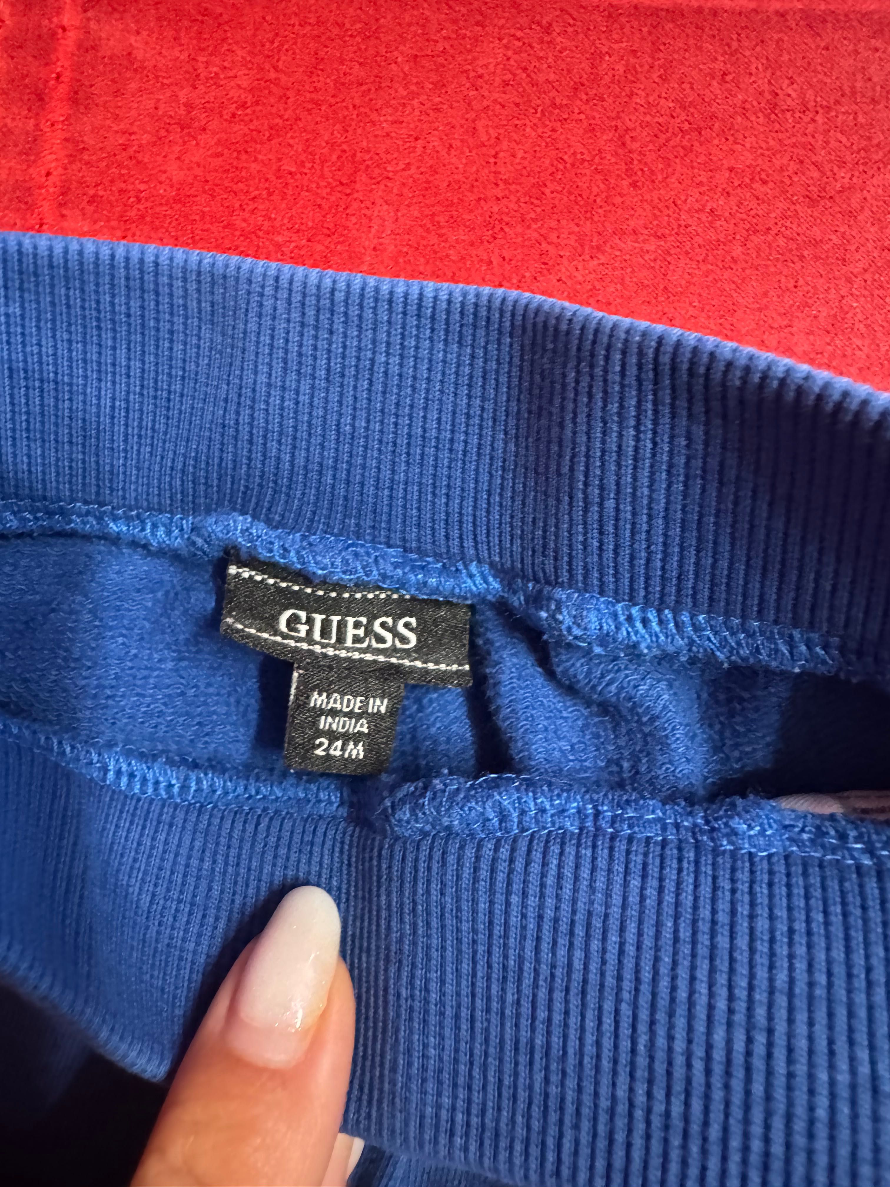 Guess- детски панталонки 24 м